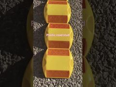 Patok jalan plastik banyak jenis persegi murah tipe hitam